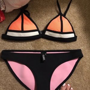 Triangl bikini set + bonus